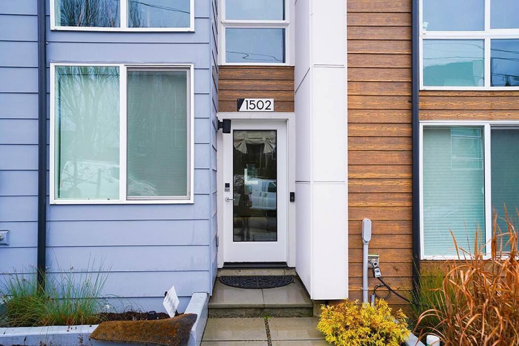 Modern Home, Rooftop View, 3 Block Beacon Station Seattle Kültér fotó